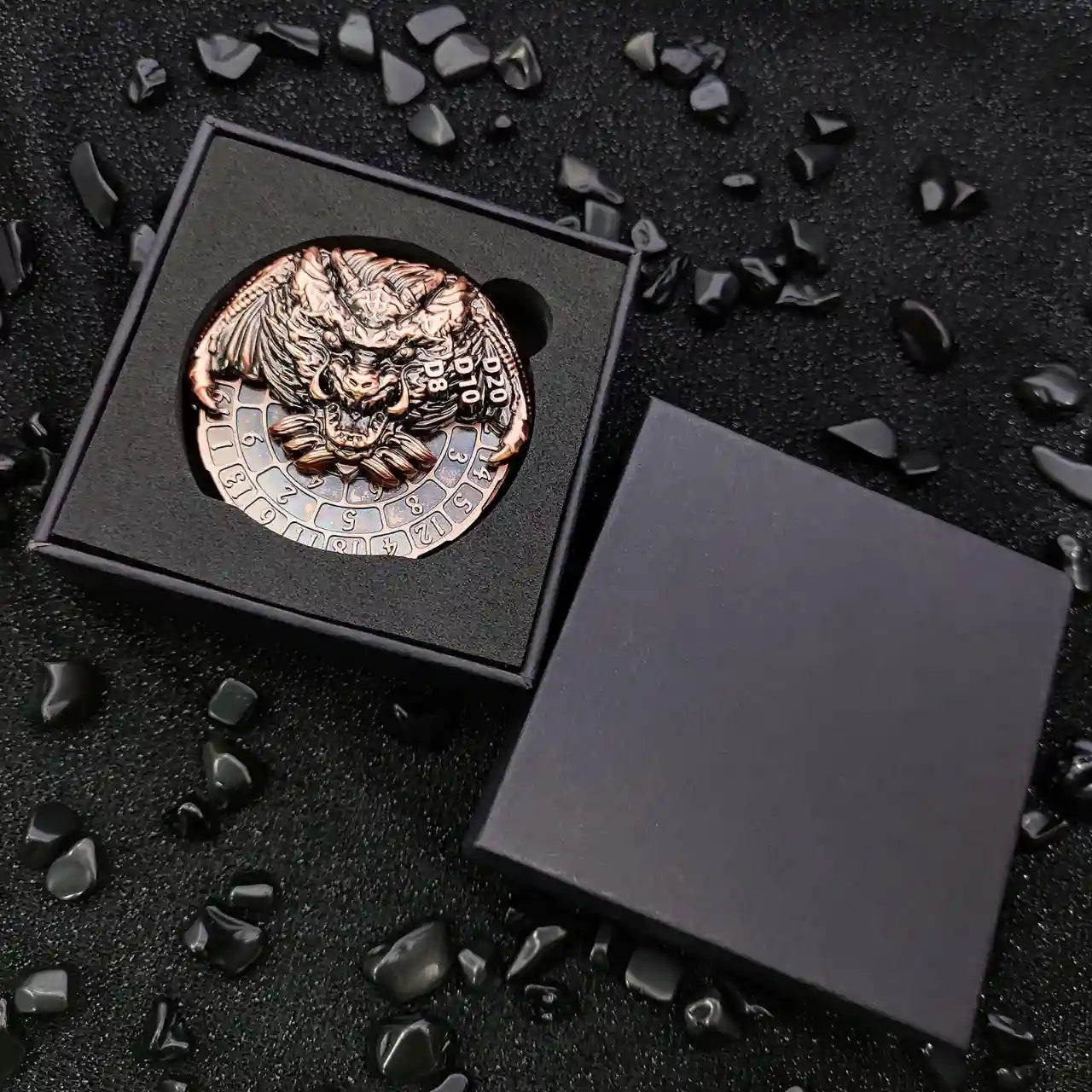 Dragon's Dominion: 7-in-1 Dragon Head Spinner Dice Roll SpinRoller Fidget Spinner DnD Dice Set